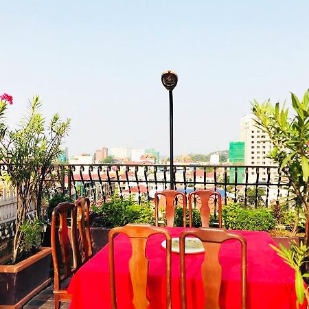 Hotel Luxury World Phnom Penh Luaran gambar