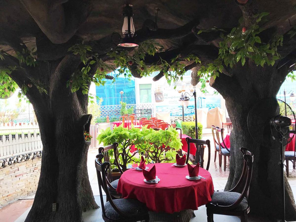 Hotel Luxury World Phnom Penh Luaran gambar