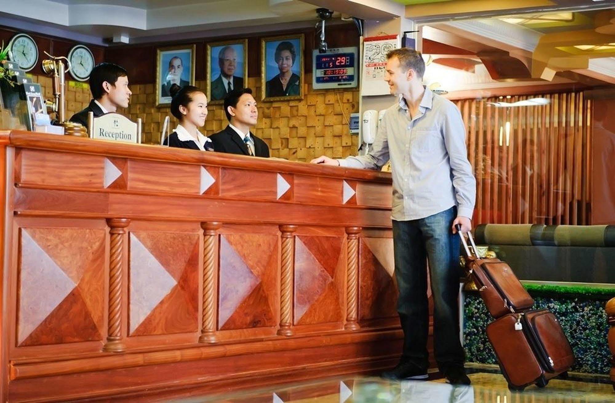 Hotel Luxury World Phnom Penh Luaran gambar