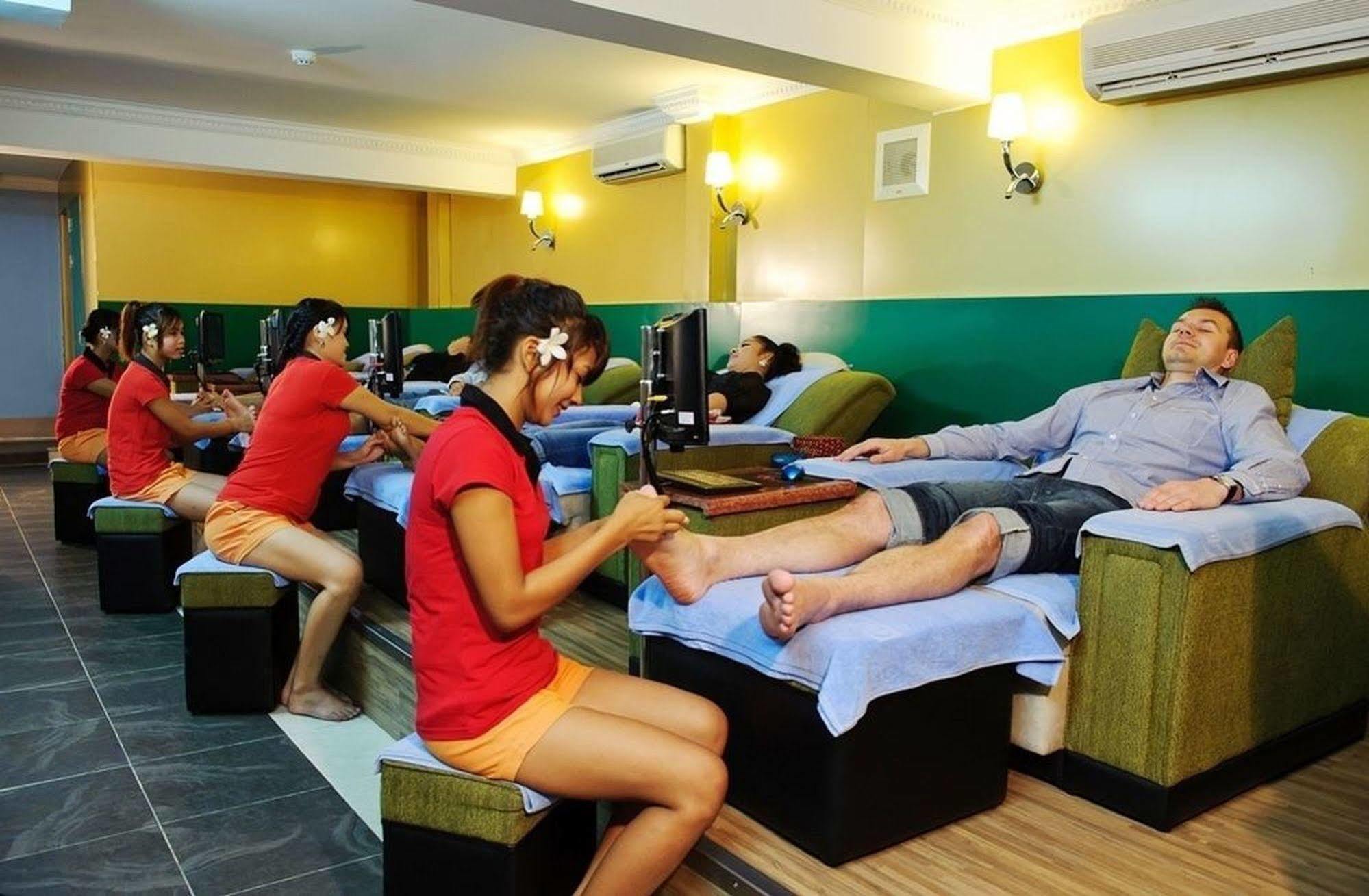 Hotel Luxury World Phnom Penh Luaran gambar