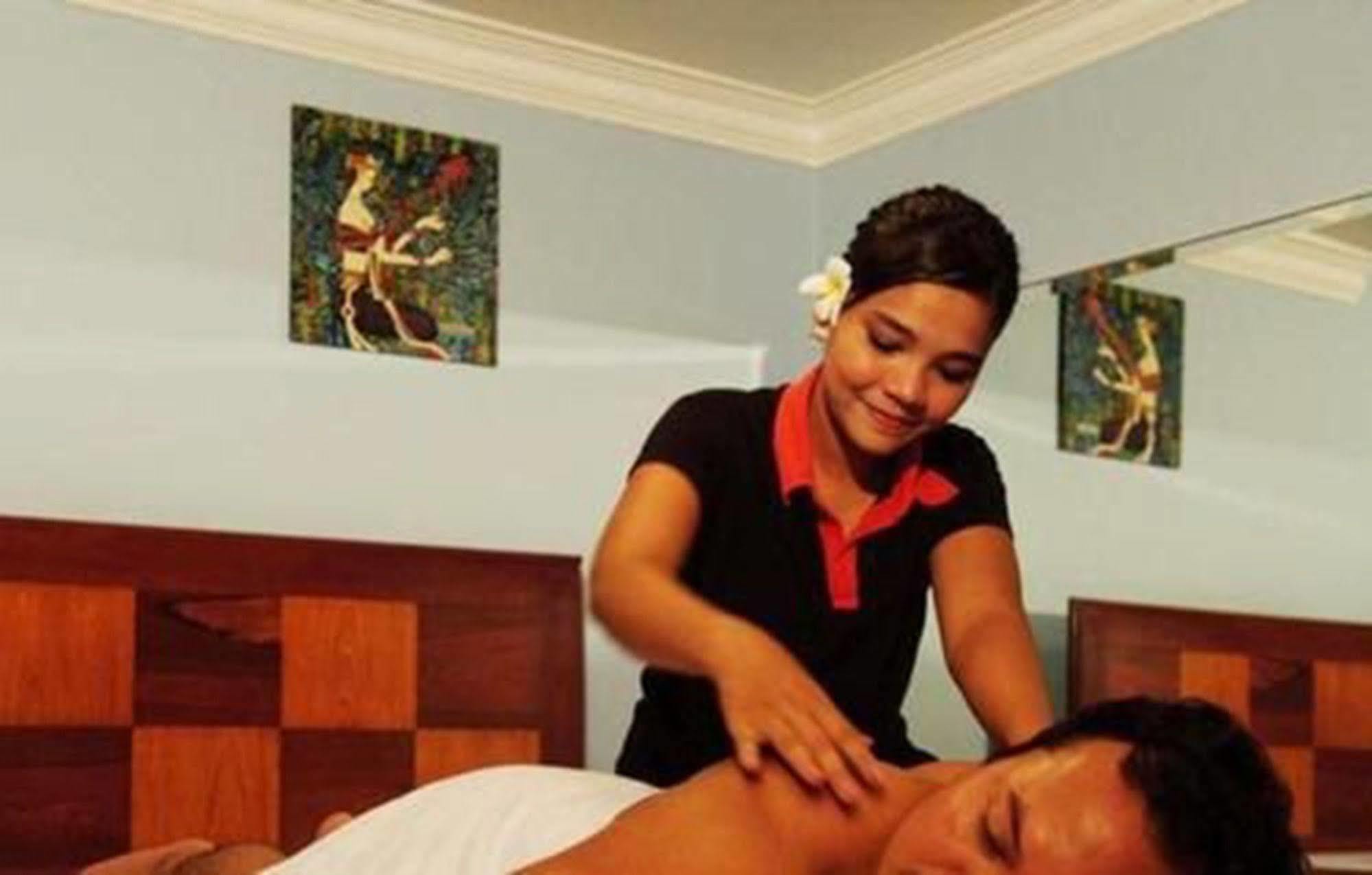 Hotel Luxury World Phnom Penh Luaran gambar
