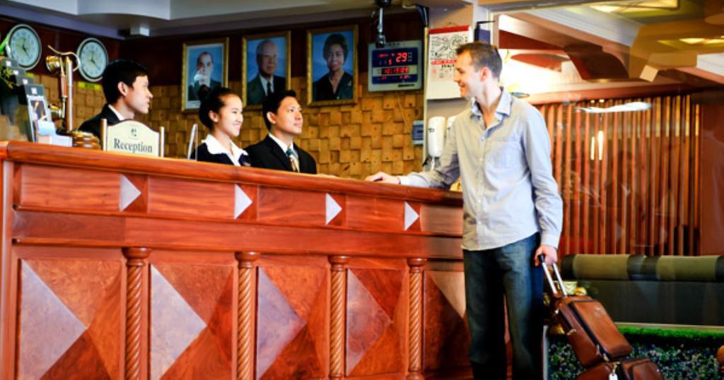 Hotel Luxury World Phnom Penh Luaran gambar